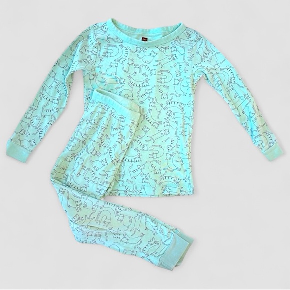 Girls Tea Collection Cat PJs Pajama Set – Size 5T - Picture 1 of 4